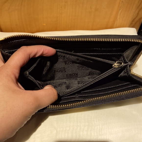 Michael Kors black coated canvas zip wallet. - Picture 3 of 5